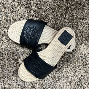 Slide in Black Sandals